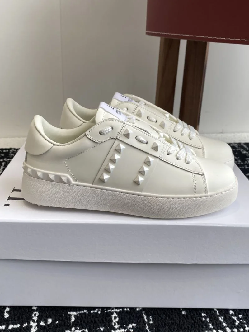 Seasonal Valentino Rockstud Untitled Shoes 36125