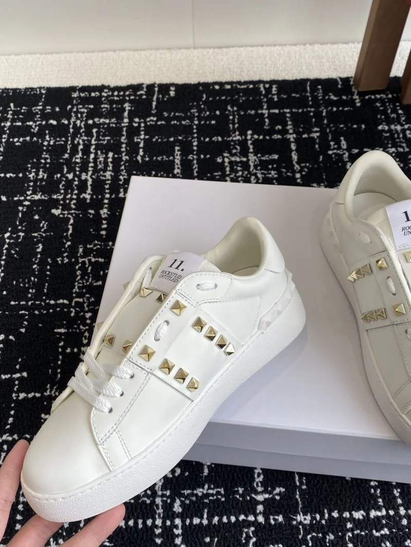 HighPerformance Valentino Rockstud Untitled Shoes 36110