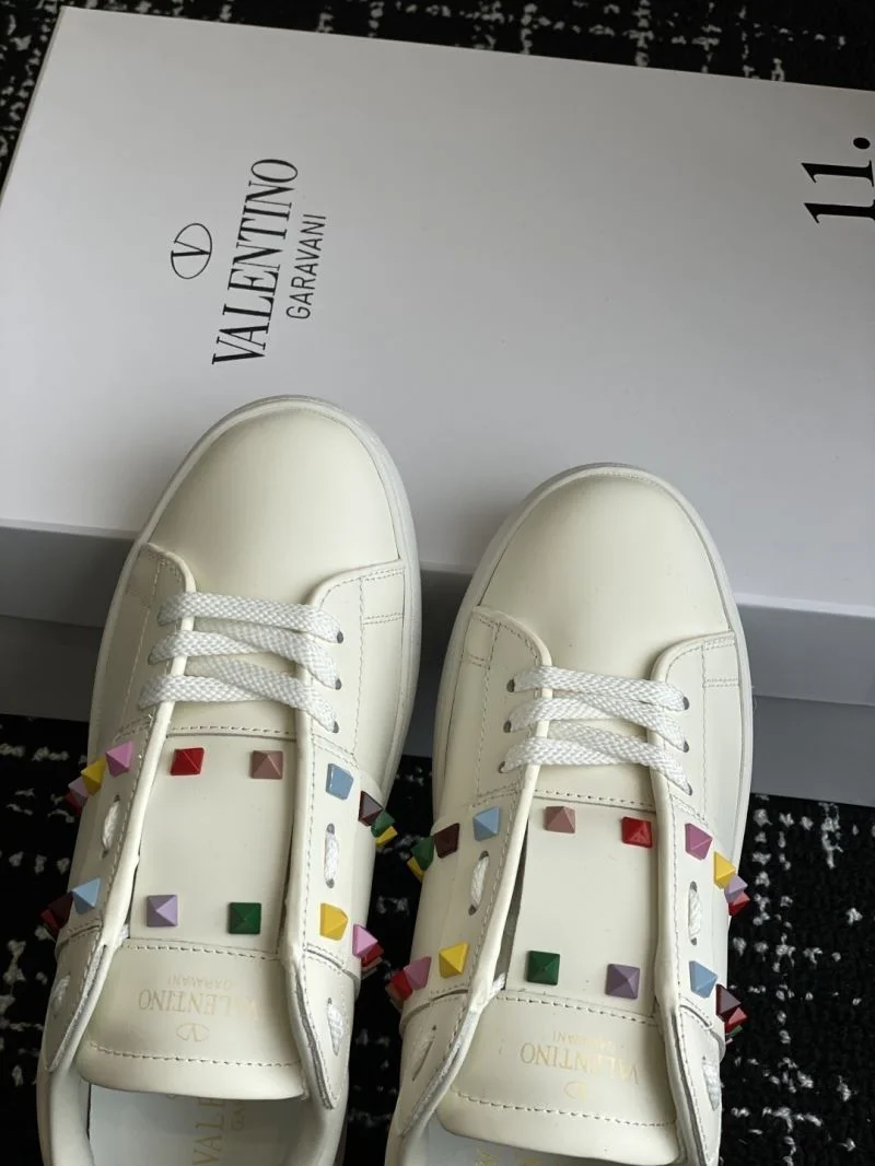 Valentino Rockstud Untitled Shoes Stylish 36122