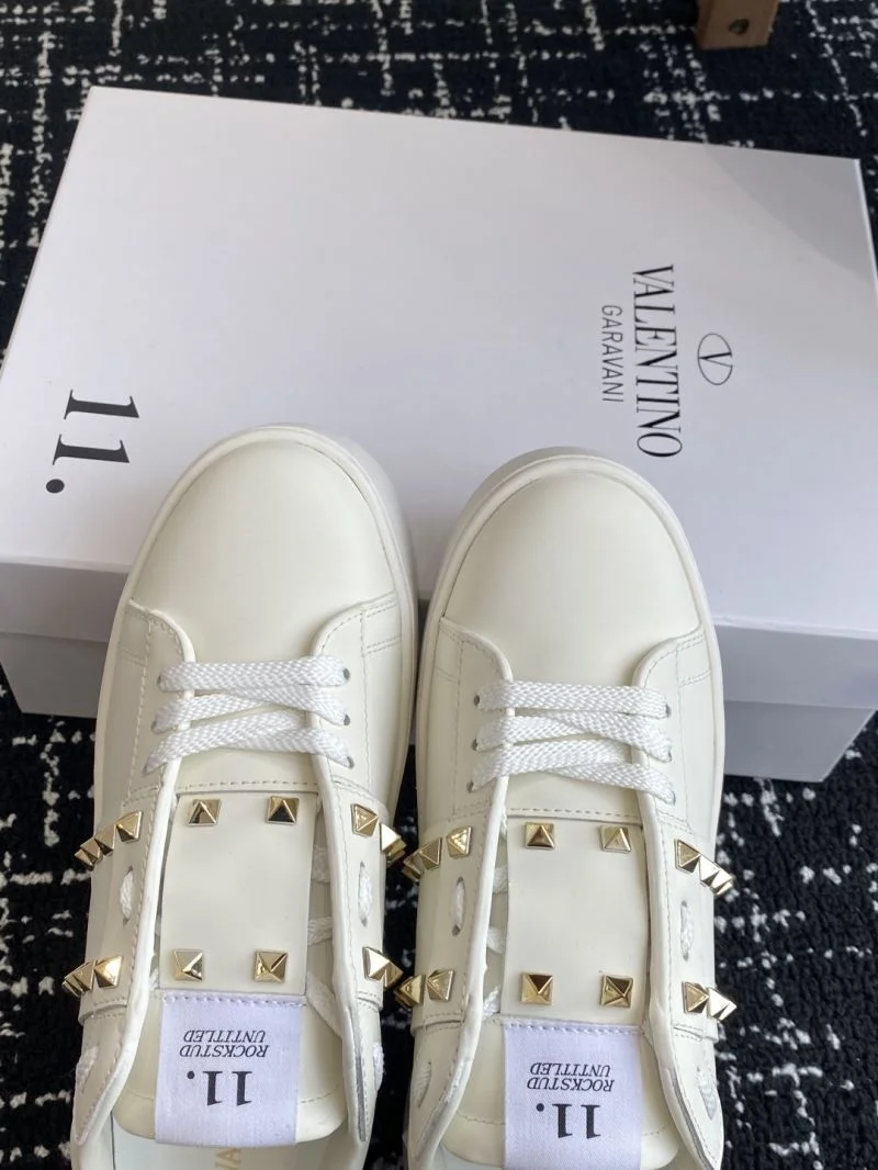 Valentino Rockstud Untitled Shoes StreetReady 36098