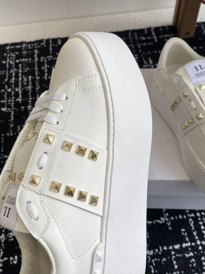 Valentino Rockstud Untitled Shoes StreetReady 36098