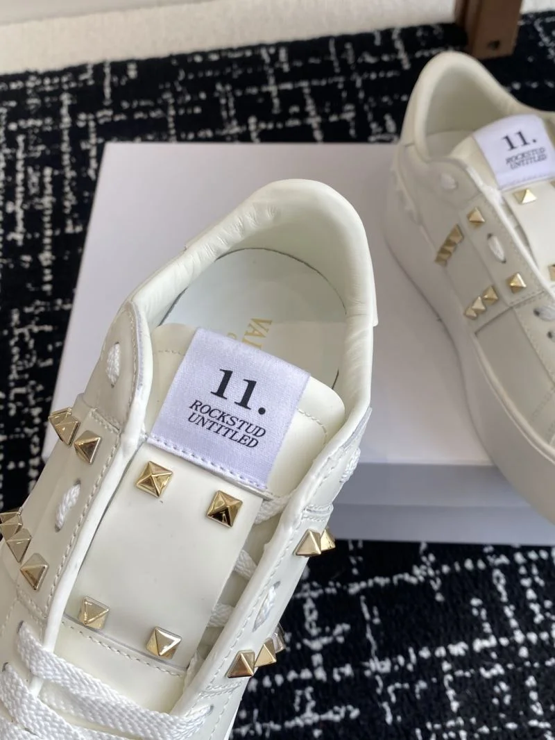 Valentino Rockstud Untitled Shoes StreetReady 36098