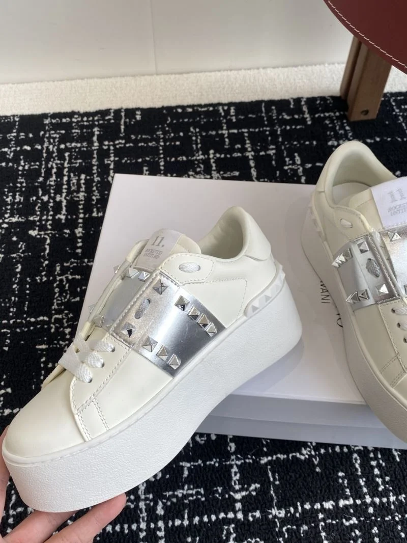 Thermal Valentino Rockstud Untitled Shoes 36102