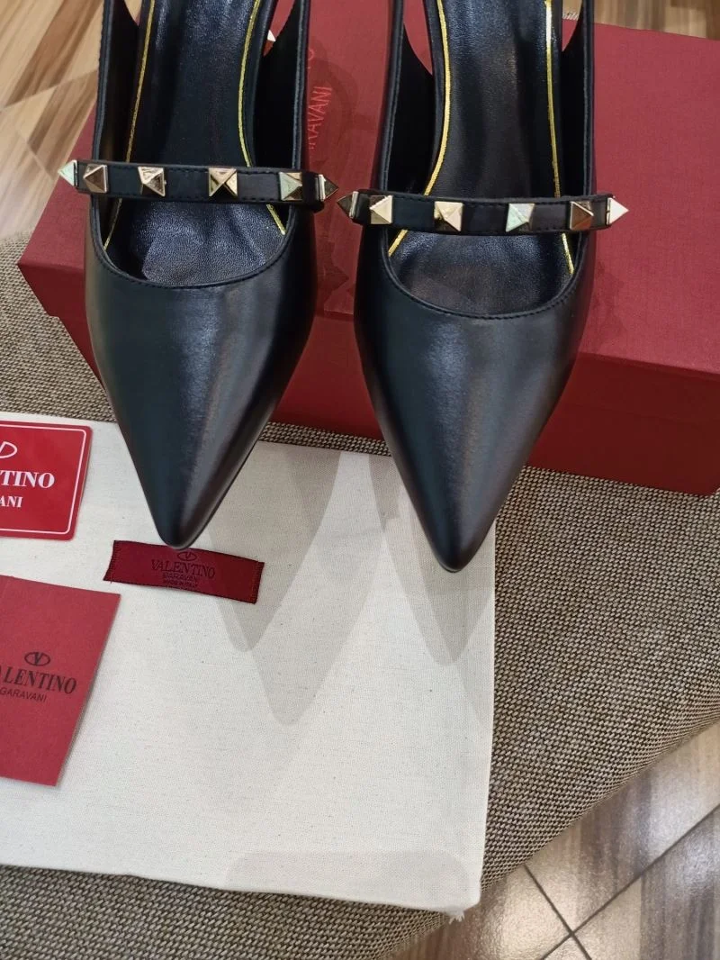 Valentino Sandals Timeless 36697