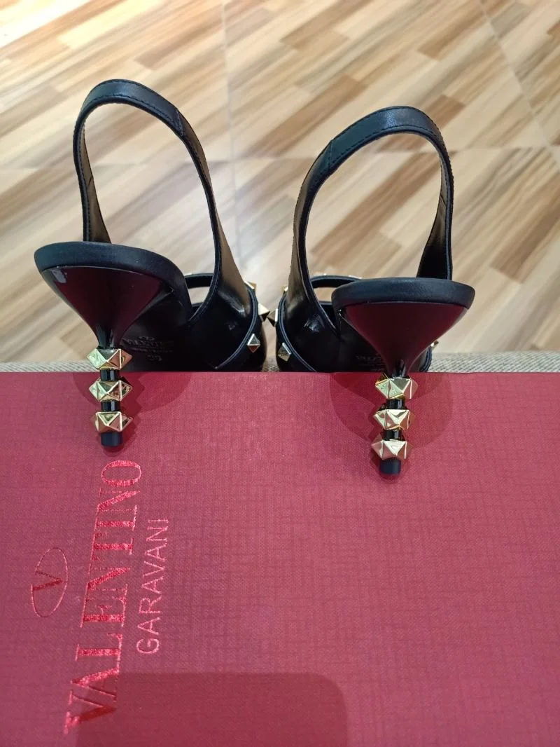 Valentino Sandals Timeless 36697