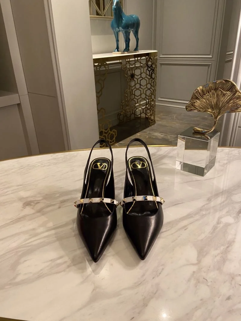 Valentino Sandals Practical 36705