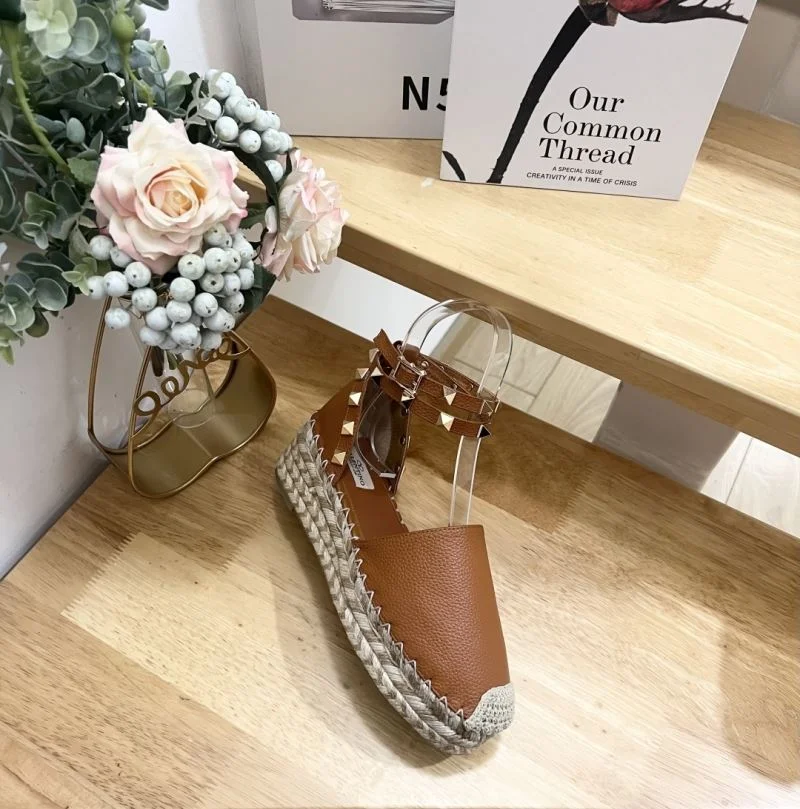 Cozy Valentino Sandals 36704