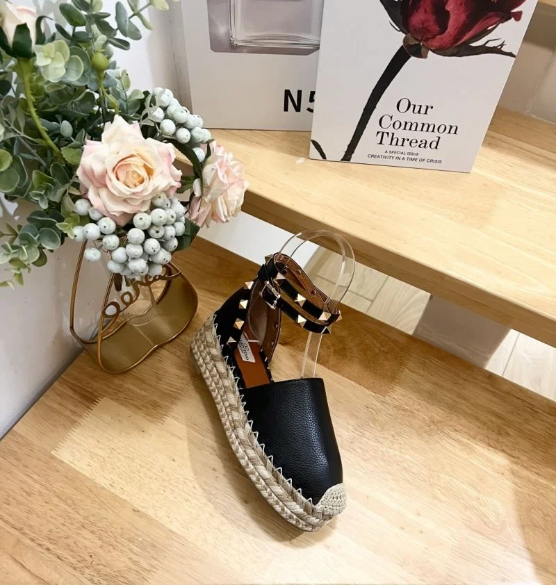 UrbanStyle Valentino Sandals 36690