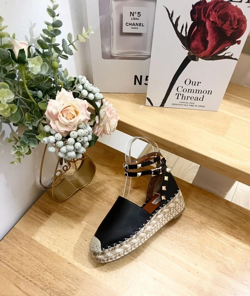 UrbanStyle Valentino Sandals 36690