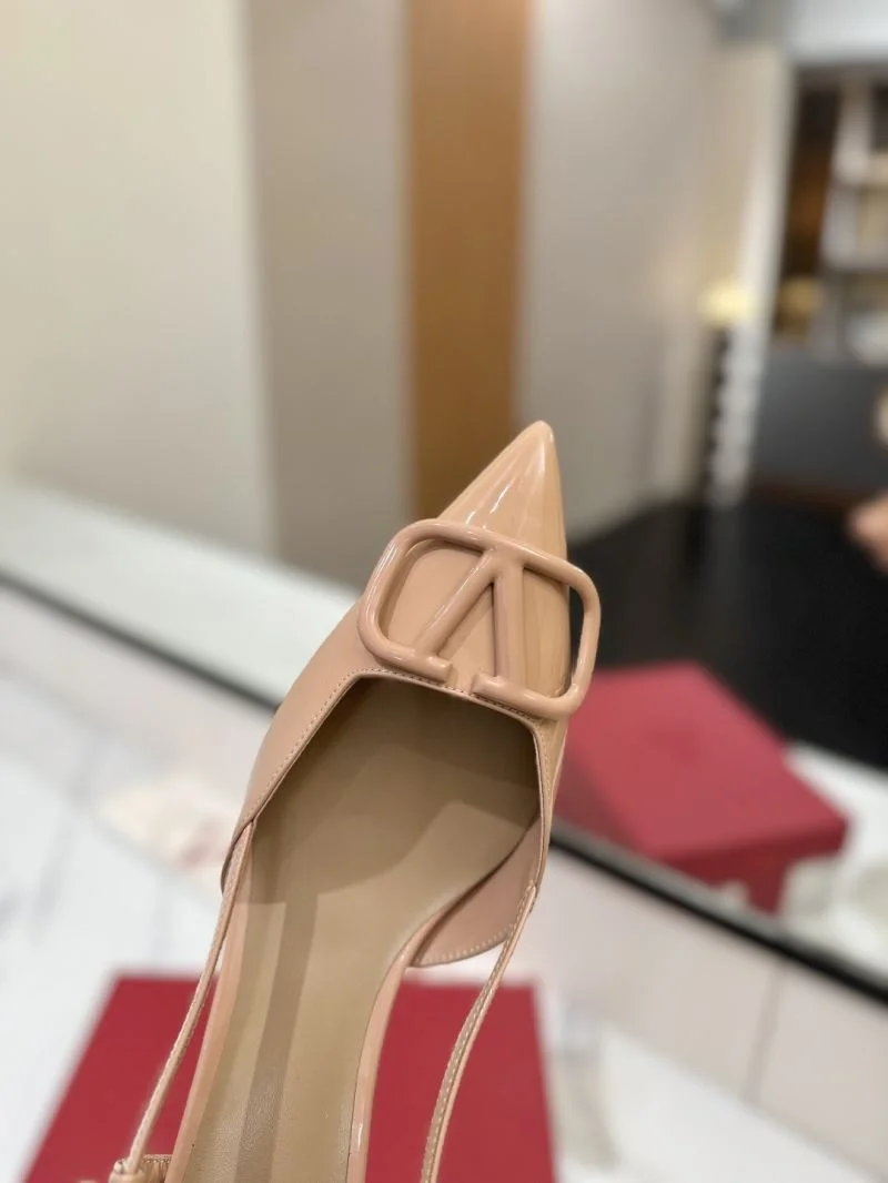 Stylish Valentino Sandals 36680