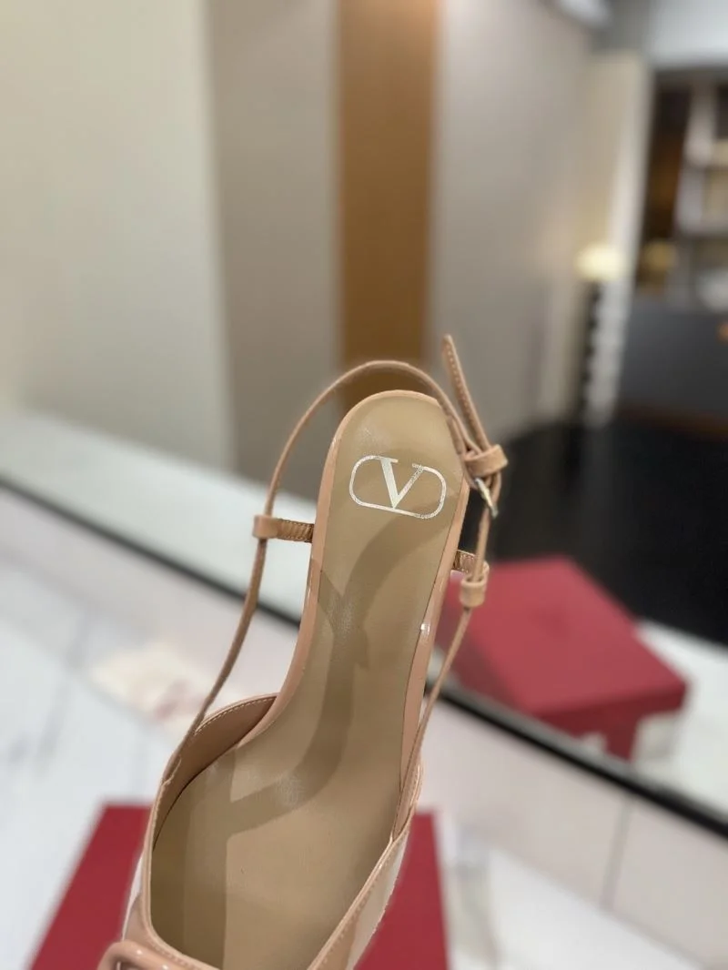 Stylish Valentino Sandals 36680
