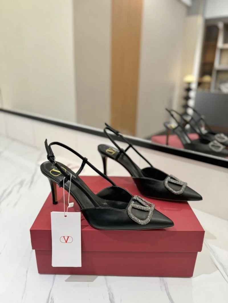 OdorResistant Valentino Sandals 36675