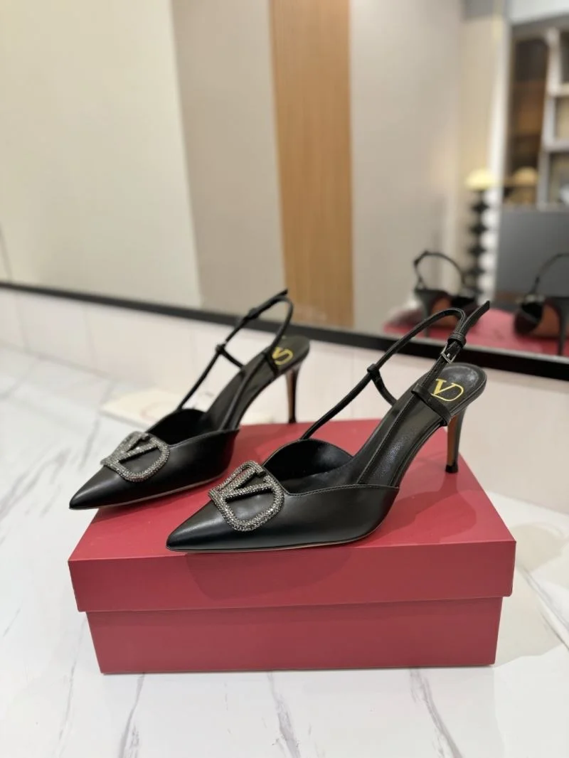 OdorResistant Valentino Sandals 36675