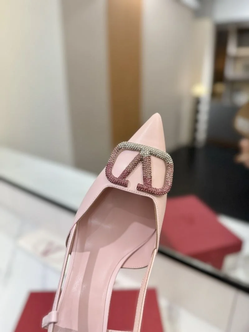 Valentino Sandals Durable 36674