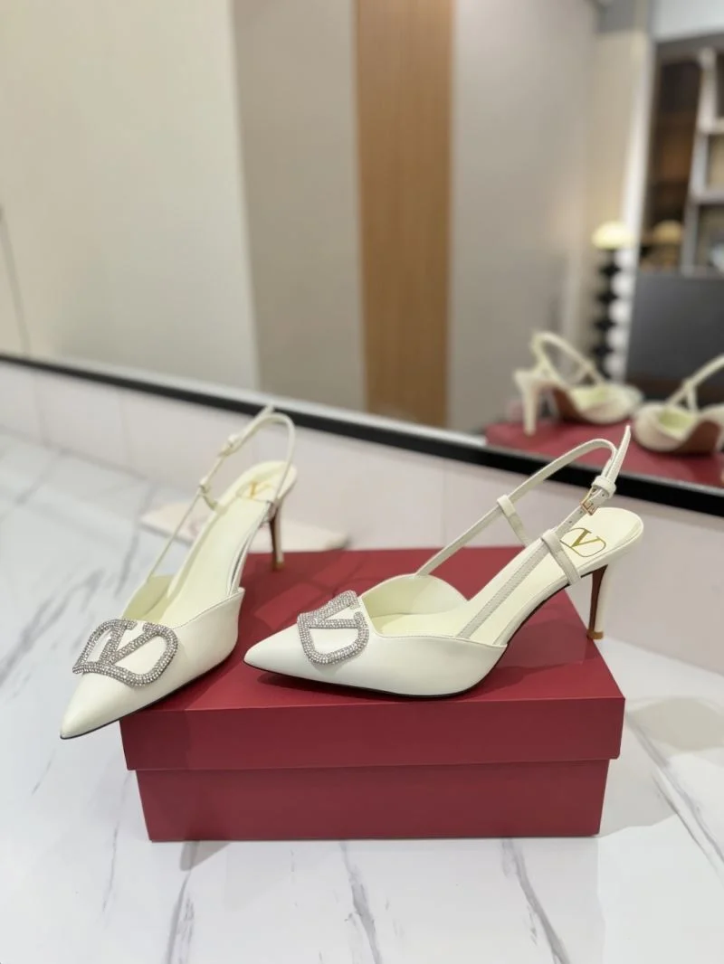 WrinkleFree Valentino Sandals 36654