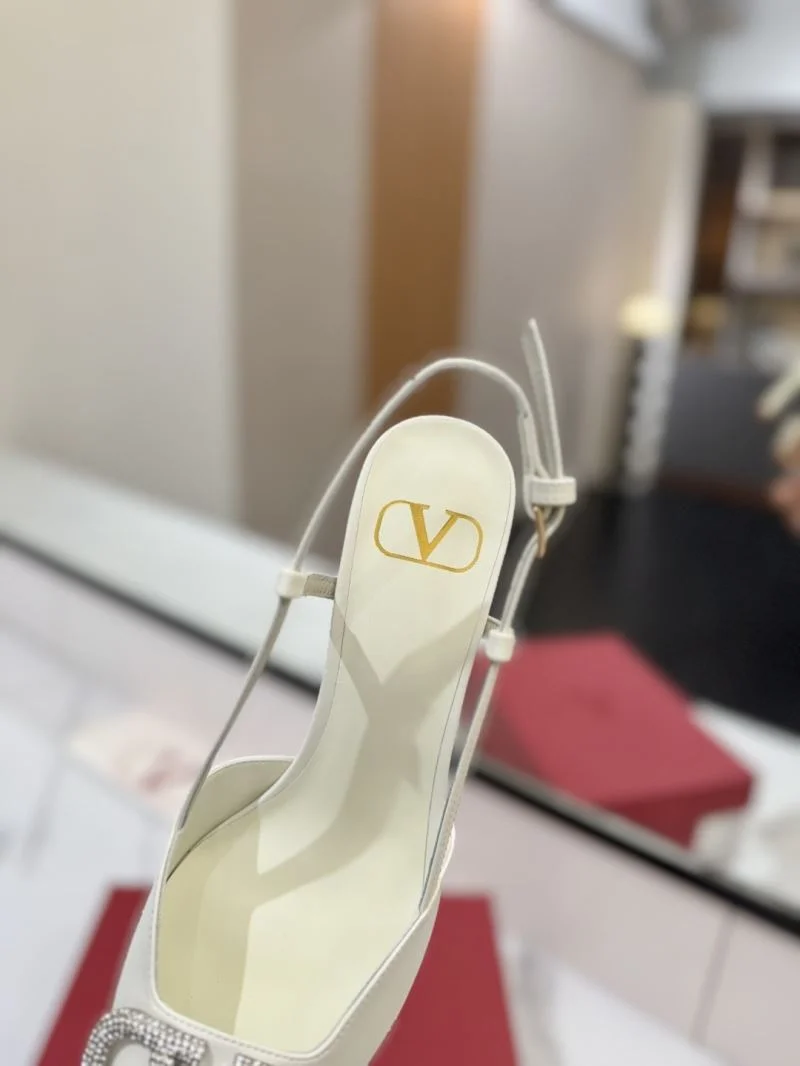WrinkleFree Valentino Sandals 36654