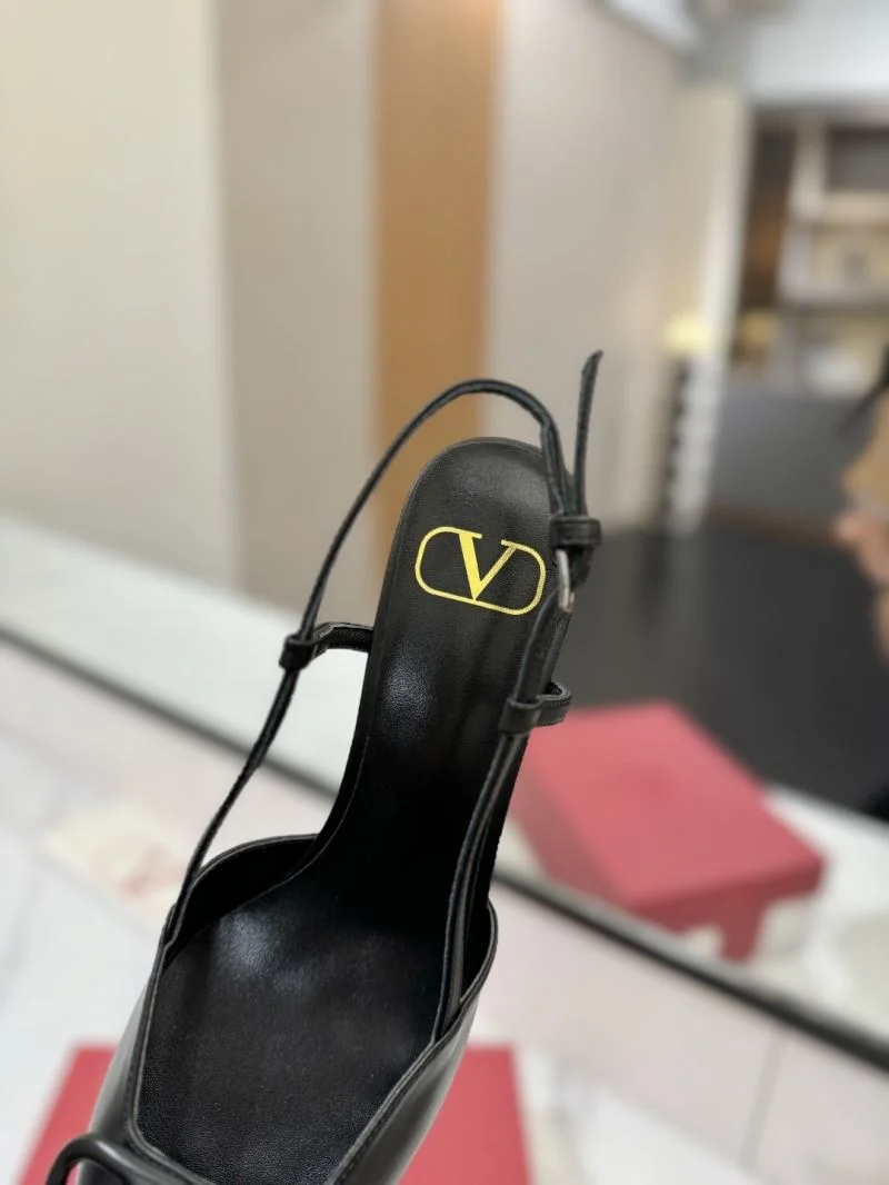 Valentino Sandals TopPick 36666