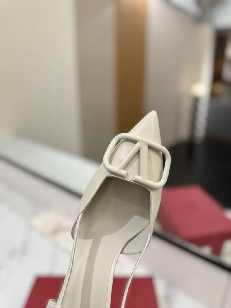 Lightweight Valentino Sandals 36662