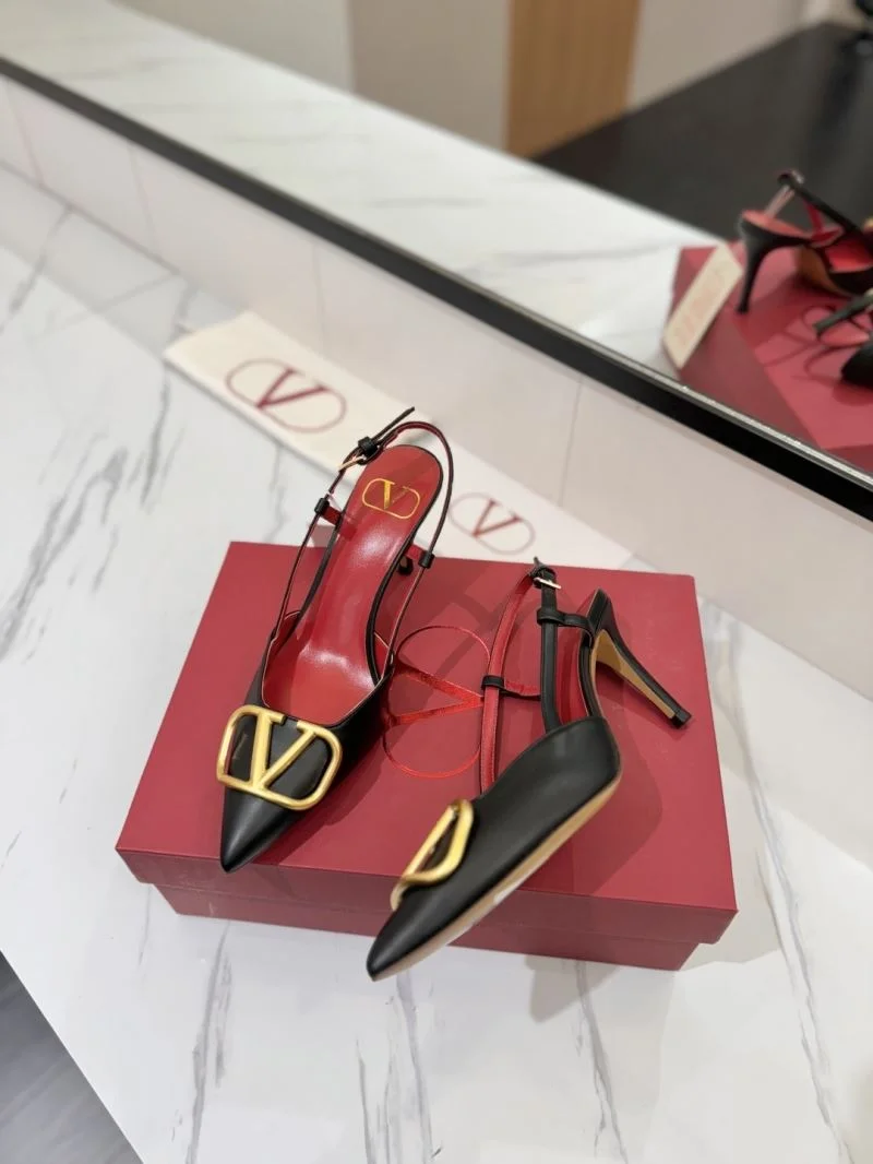 Valentino Sandals Attractive 36671