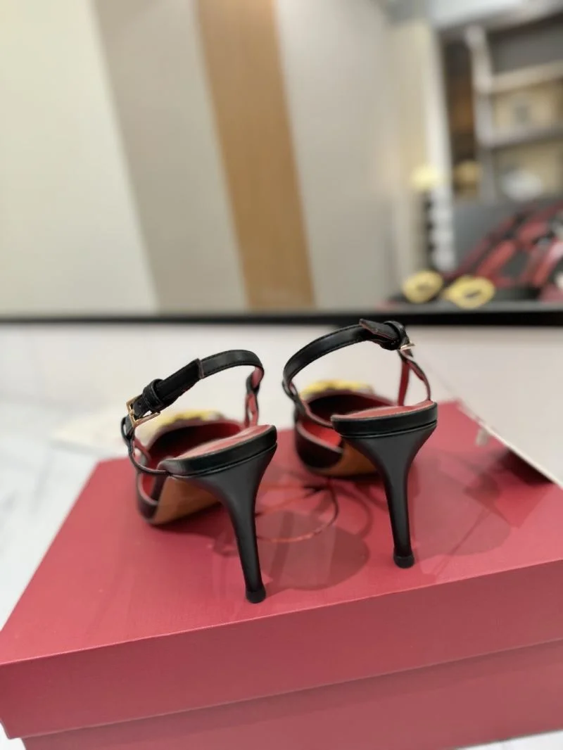 Valentino Sandals Attractive 36671