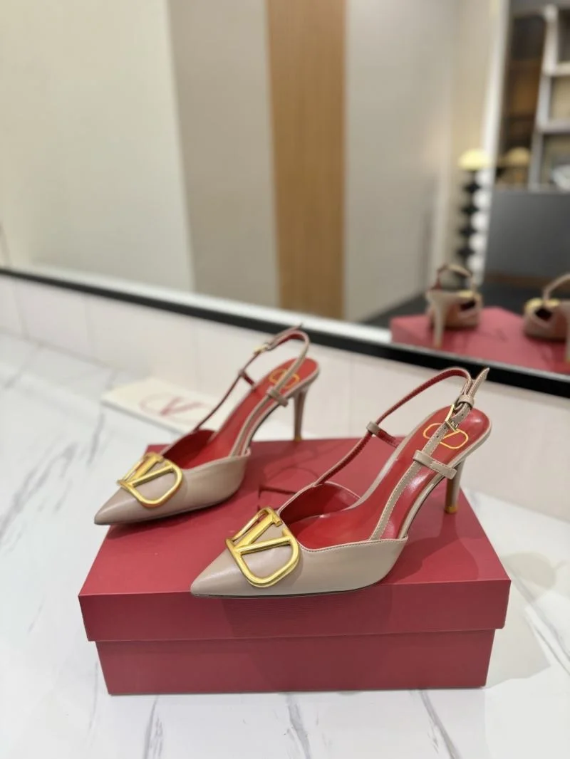 OdorResistant Valentino Sandals 36657