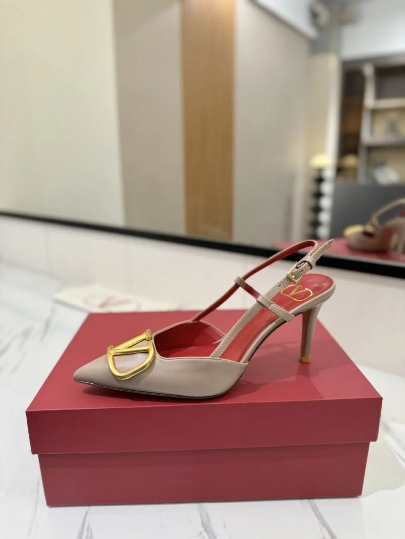 OdorResistant Valentino Sandals 36657