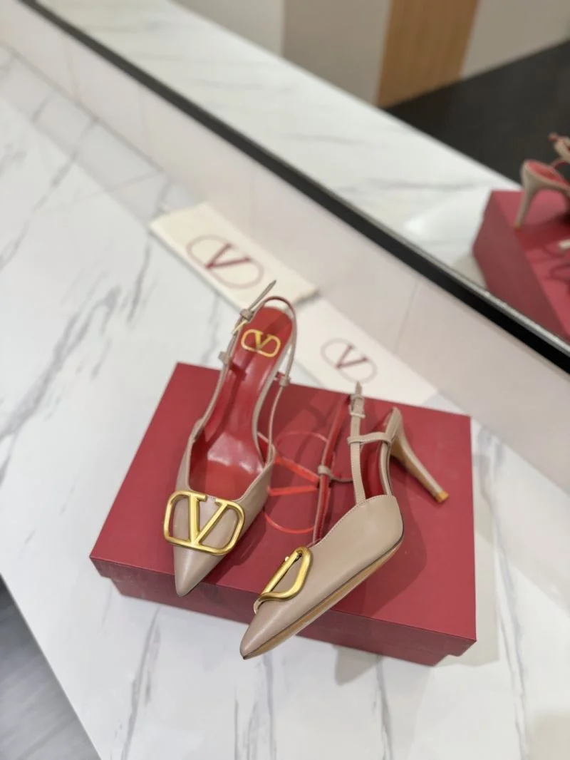 OdorResistant Valentino Sandals 36657