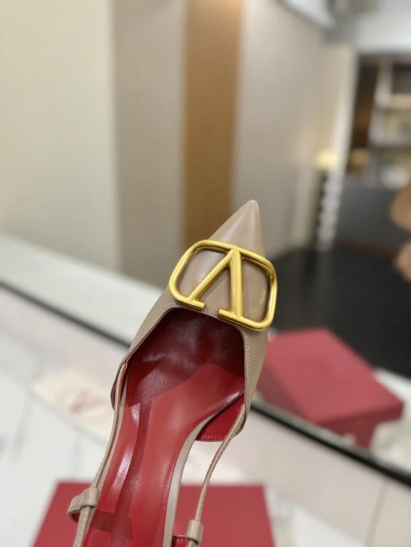 OdorResistant Valentino Sandals 36657
