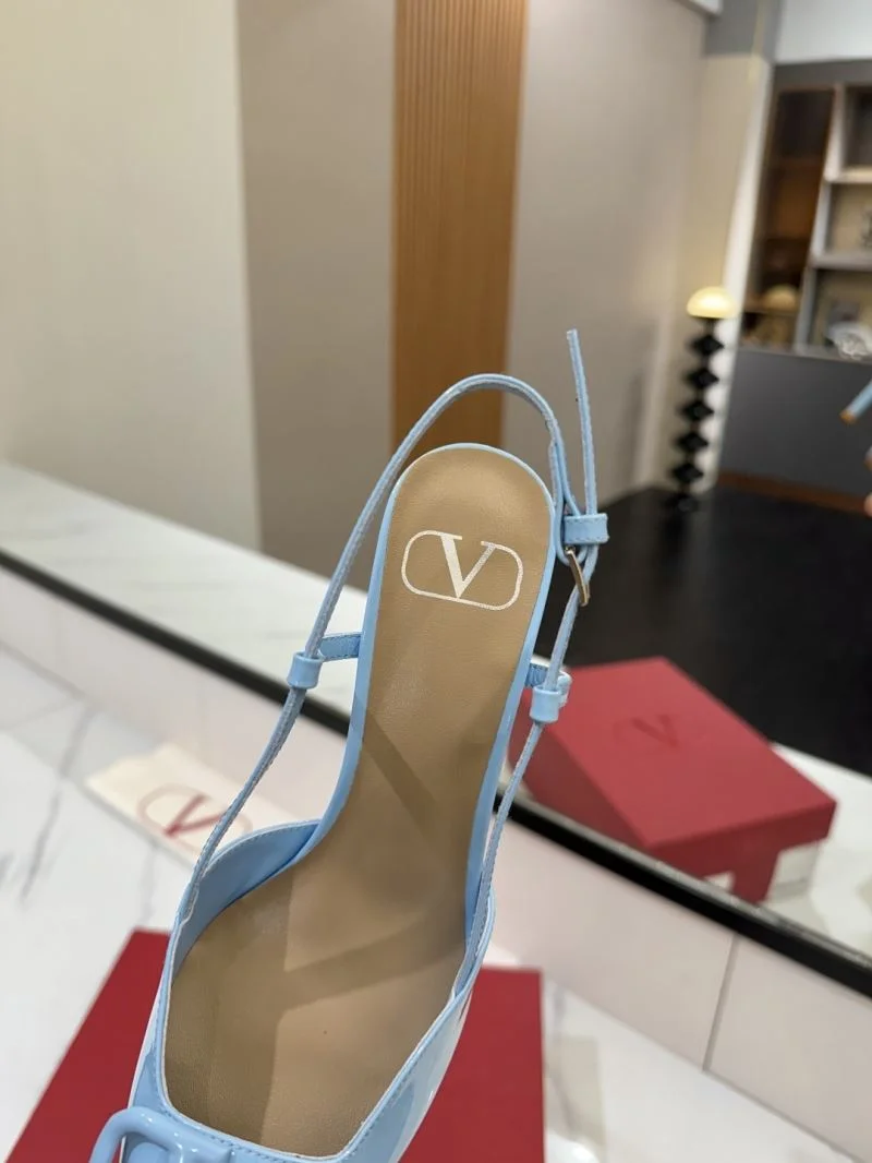 Unisex Valentino Sandals 36648