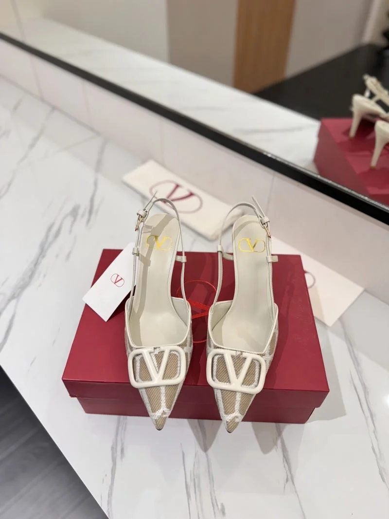 Valentino Sandals Youthful 36652