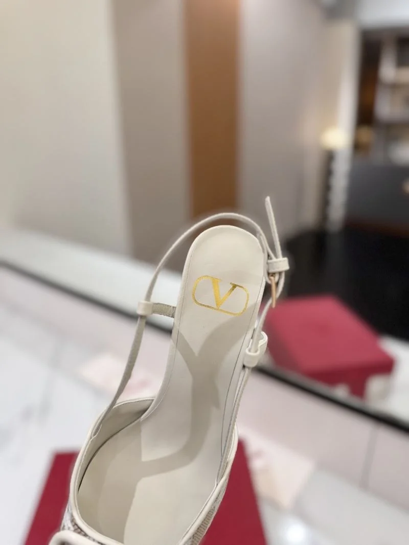 Valentino Sandals Youthful 36652