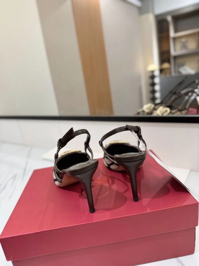 OdorResistant Valentino Sandals 36642
