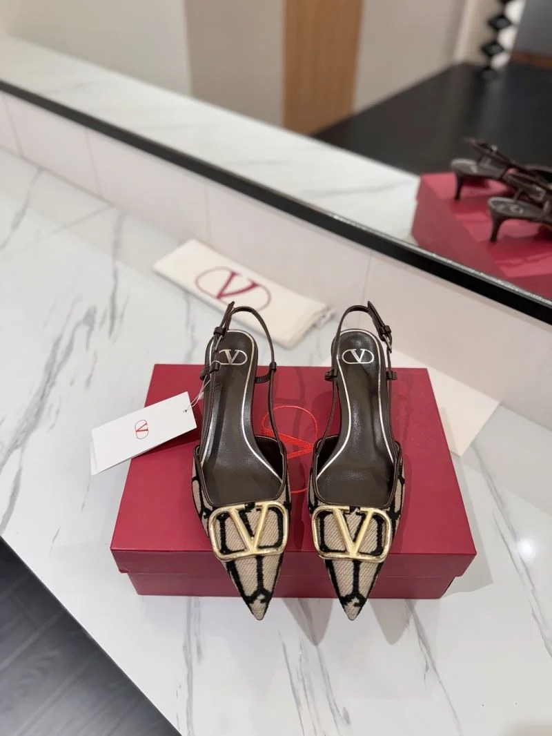 Breathable Valentino Sandals 36643