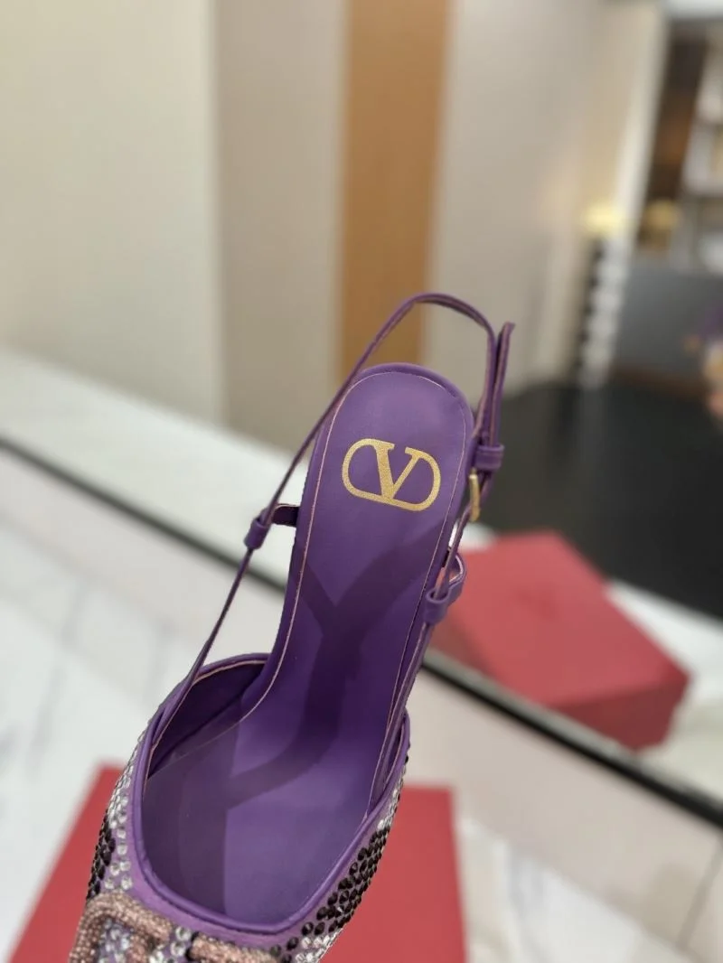MultiPurpose Valentino Sandals 36614