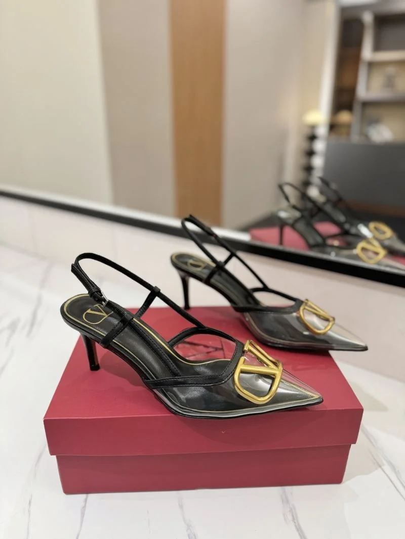 Sporty Valentino Sandals 36626