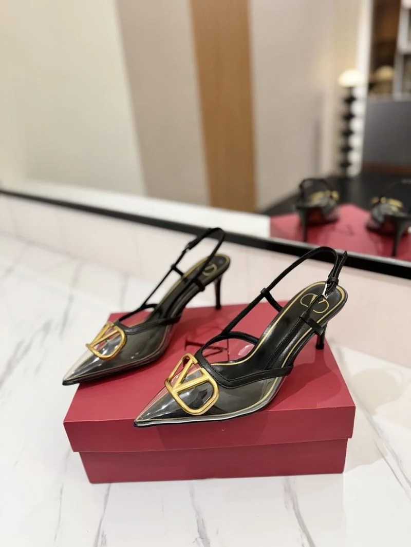 Sporty Valentino Sandals 36626