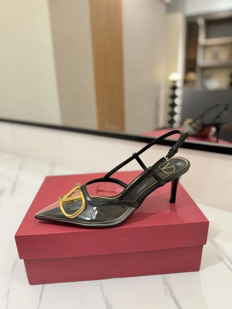 Sporty Valentino Sandals 36626