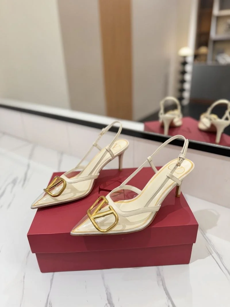 Chic Valentino Sandals 36616