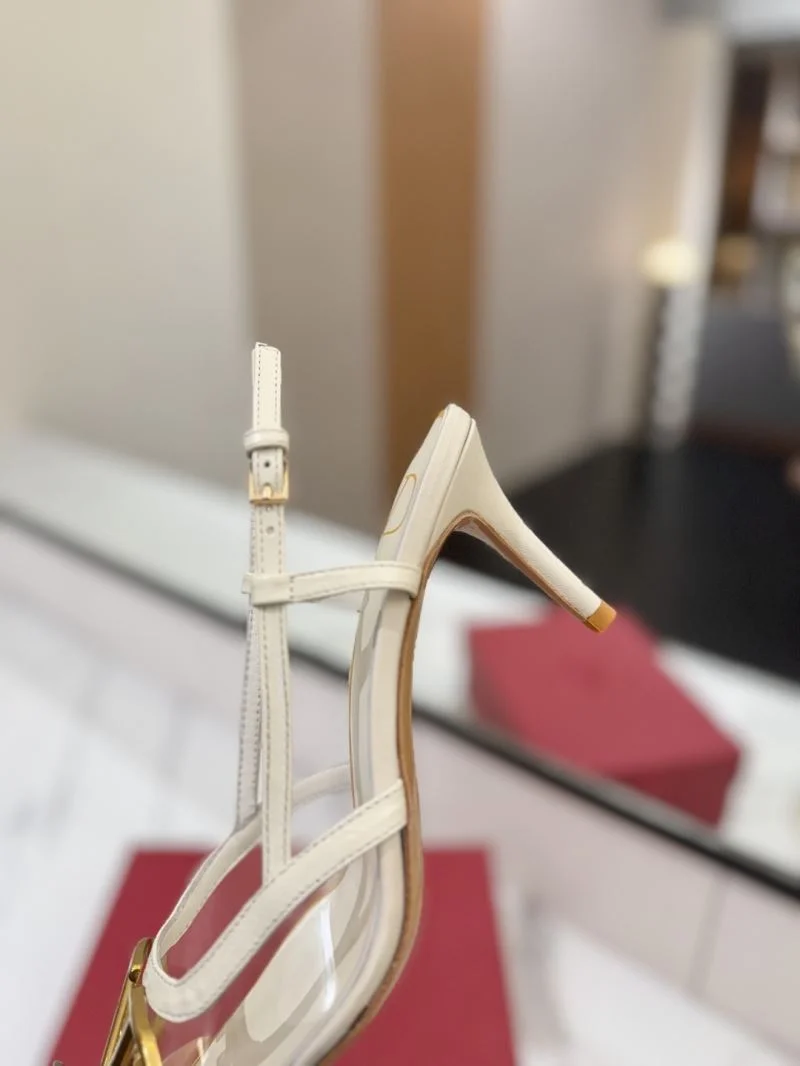 Chic Valentino Sandals 36616