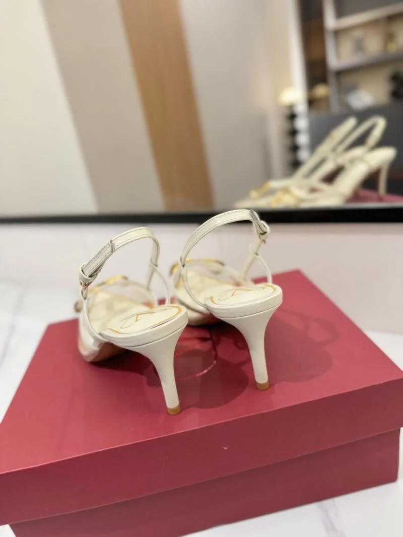 Chic Valentino Sandals 36616