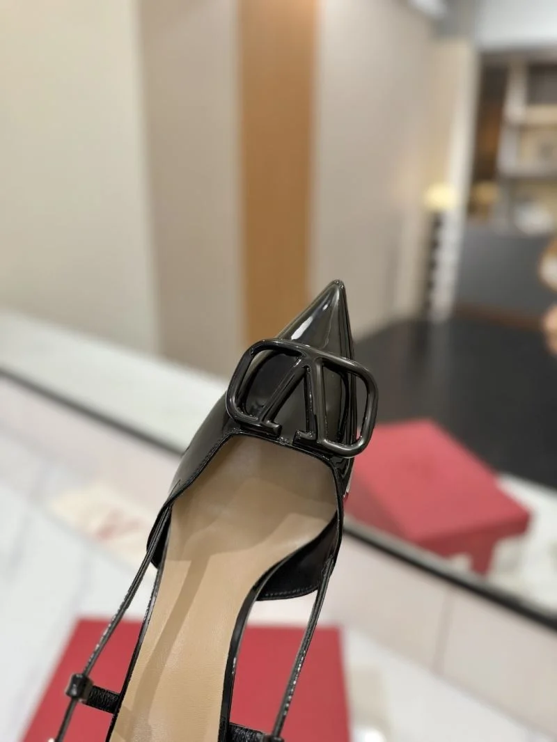 Thermal Valentino Sandals 36619