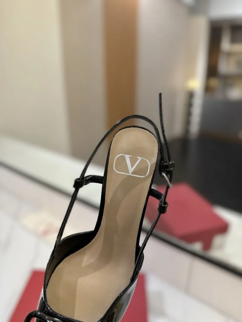 Thermal Valentino Sandals 36619