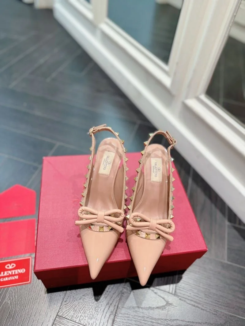 MoistureWicking Valentino Sandals 36618