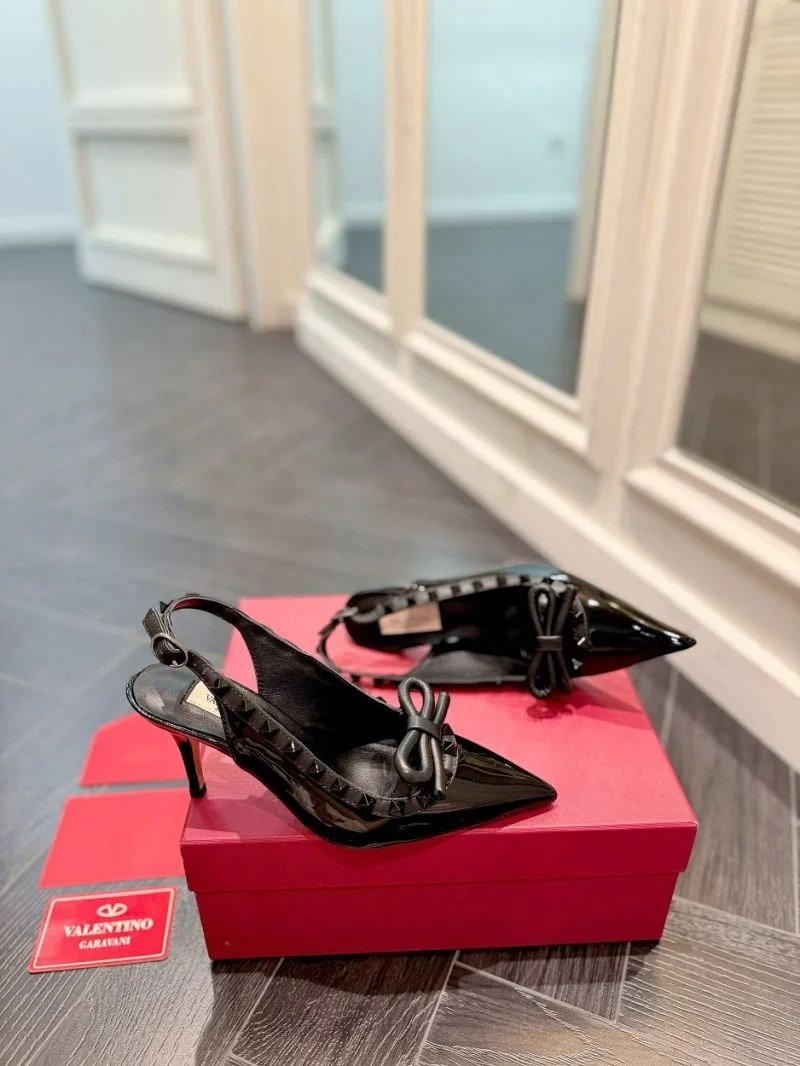 Lightweight Valentino Sandals 36609