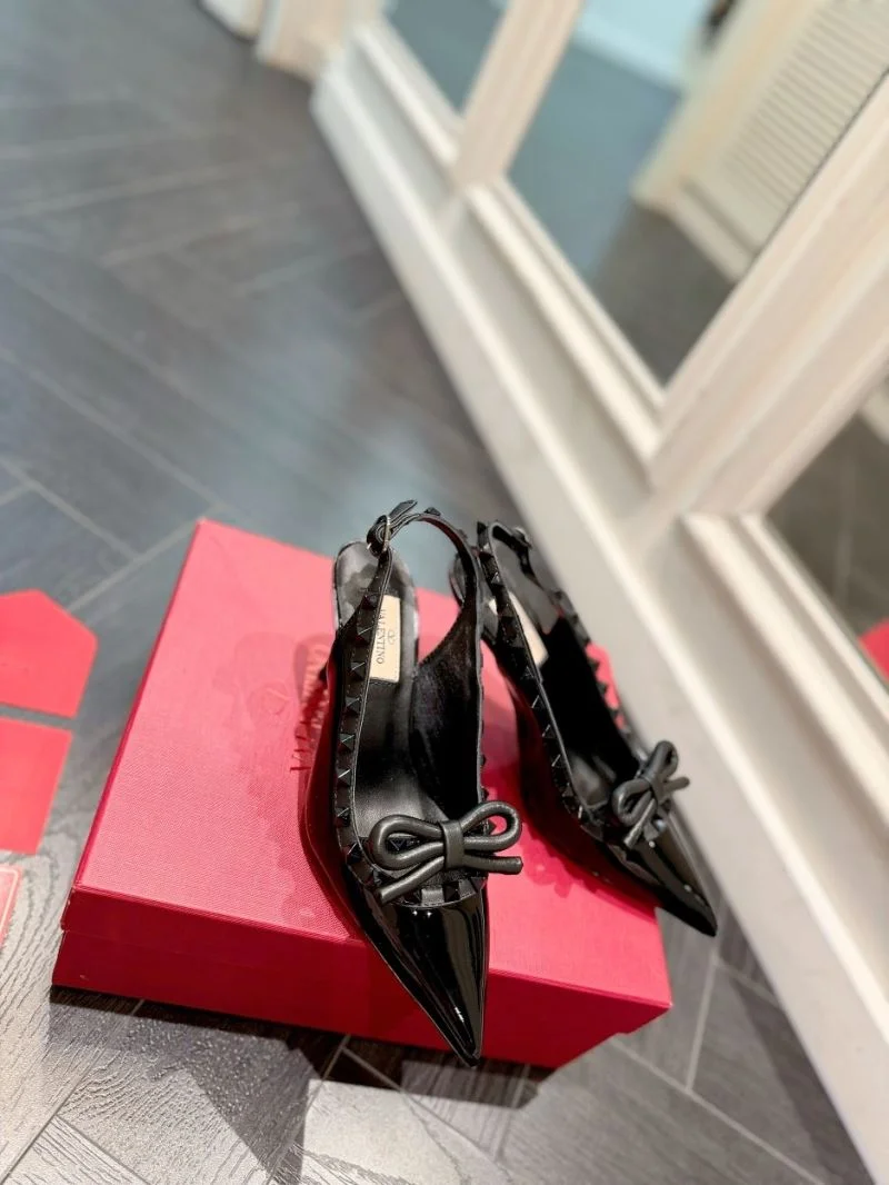 Lightweight Valentino Sandals 36609