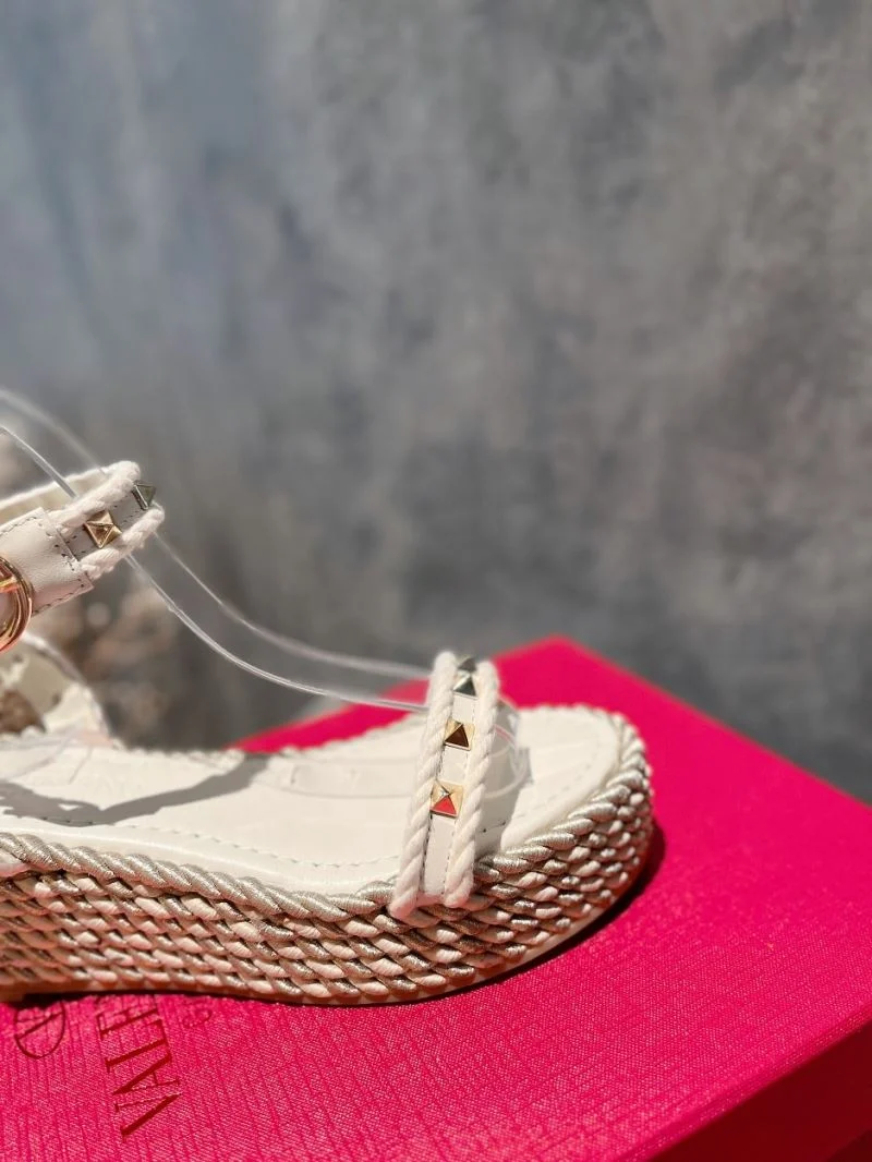 WrinkleFree Valentino Sandals 36613