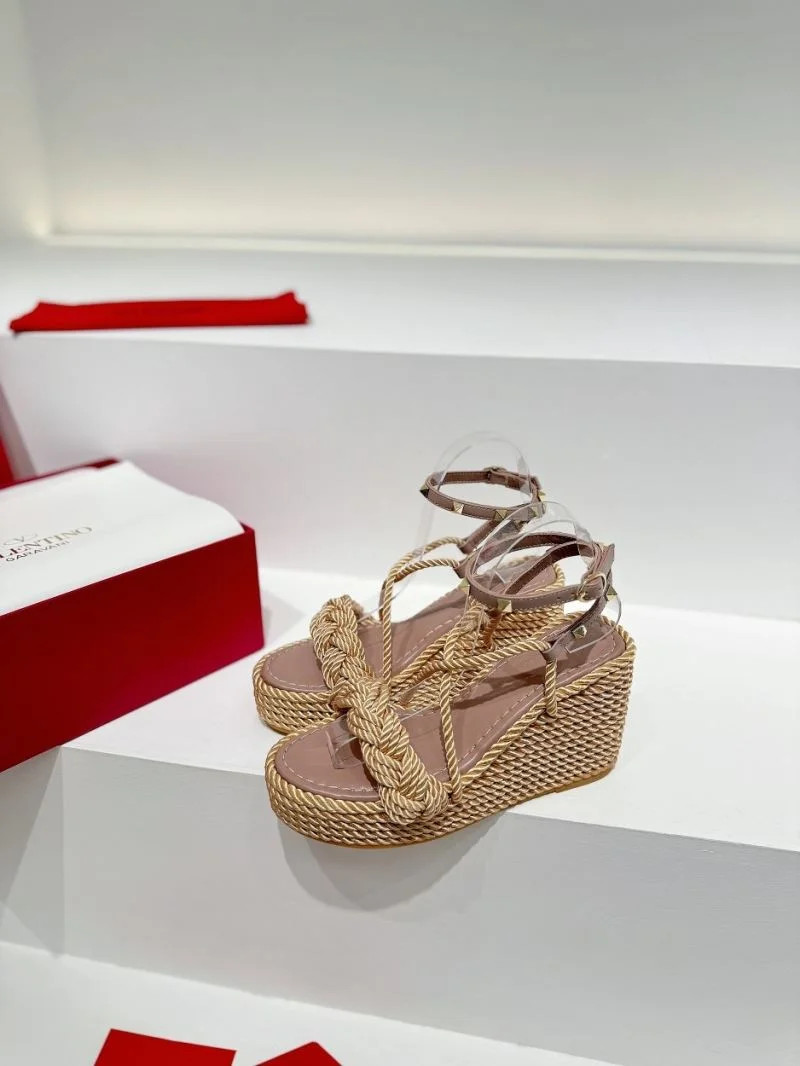Valentino Sandals Sleek 36612