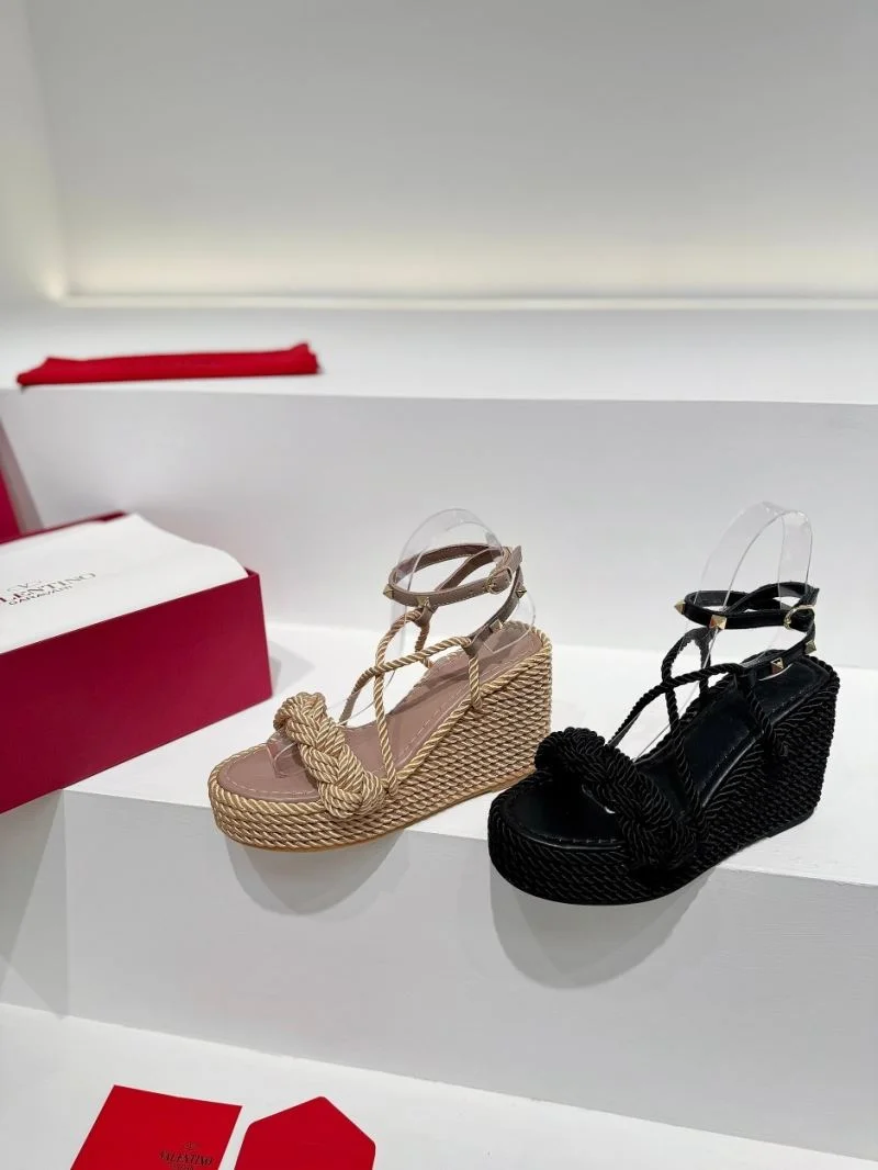 Valentino Sandals RelaxedFit 36623
