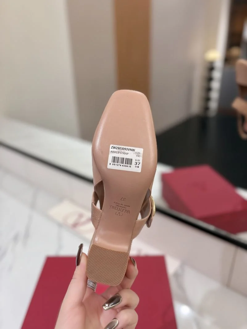 Valentino Sandals Trendy 36604