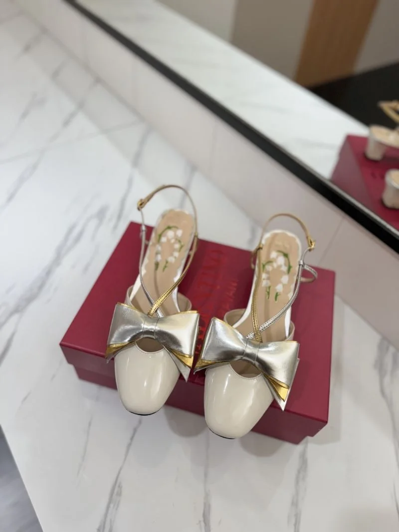 Valentino Sandals Upgraded 36603